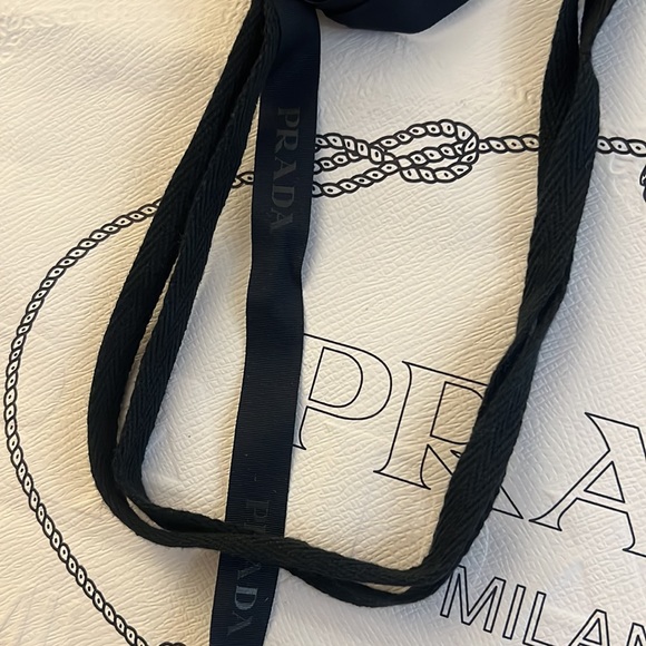 COPY - Prada shopping bag - Picture 2 of 2